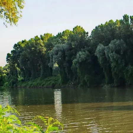 Szoke Tisza Pihenopark *